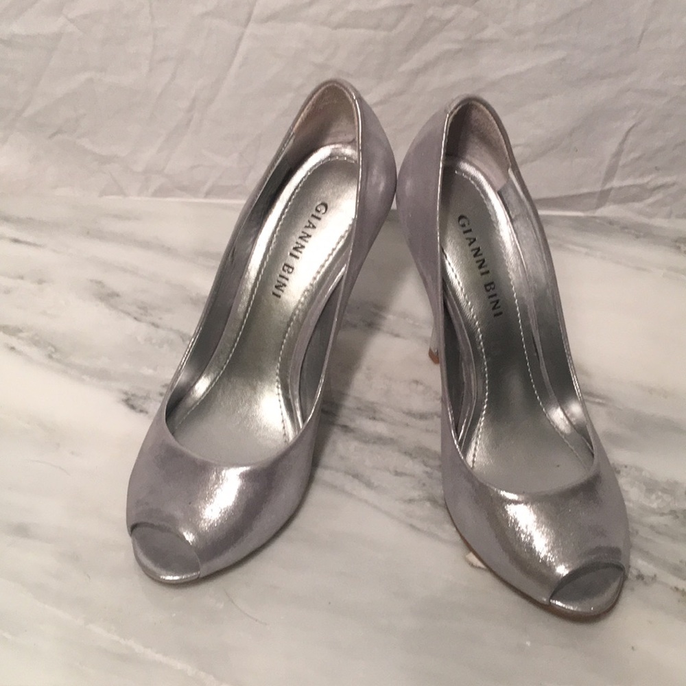 Gianni Bini Silver Pumps